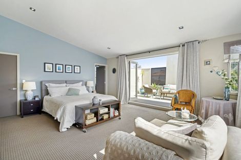 Photo of property in 1/2 Clifton Road, Hauraki, Auckland, 0622