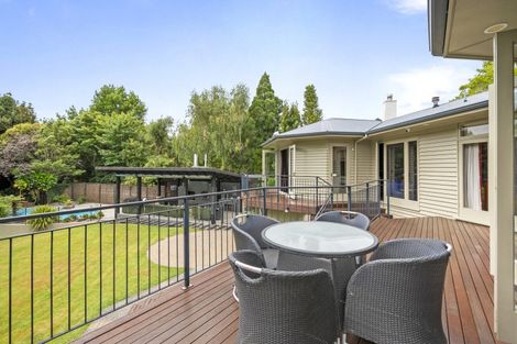 Photo of property in 19 Cremorne Avenue, Hokowhitu, Palmerston North, 4410