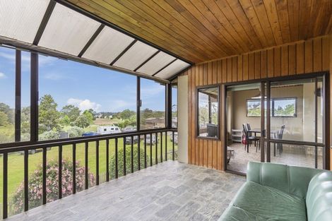 Photo of property in 61 Links View Drive, Omokoroa, 3114