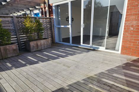 Photo of property in 217 Knights Road, Hutt Central, Lower Hutt, 5011