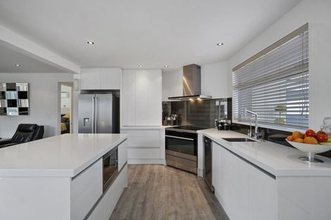 Photo of property in 27 Clare Road, St Albans, Christchurch, 8014