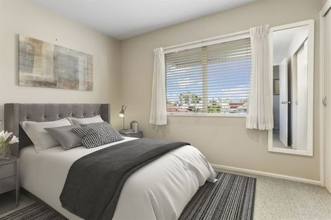 Photo of property in 1/32 Nile Road, Milford, Auckland, 0620