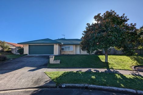Photo of property in 10 Crown Hill, Paraparaumu, 5032