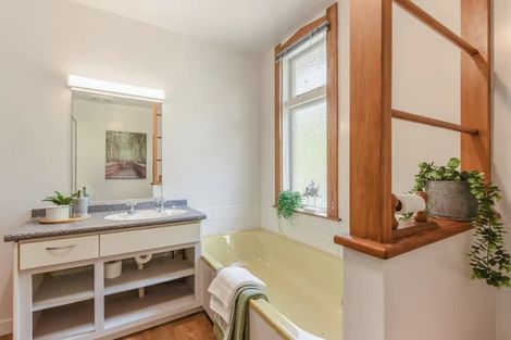 Photo of property in 66 Mount Street, Nelson South, Nelson, 7010