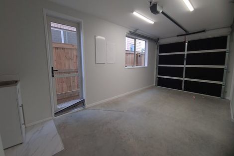 Photo of property in 43c Oreil Avenue, West Harbour, Auckland, 0618