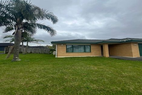 Photo of property in 3 Nephin Place, East Tamaki Heights, Auckland, 2016