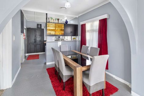 Photo of property in 698 Pioneer Highway, Takaro, Palmerston North, 4412