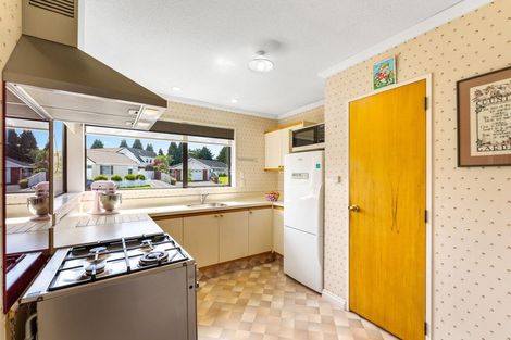 Photo of property in 1/24 Comeskey Grove, Elderslea, Upper Hutt, 5018