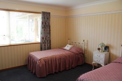 Photo of property in 74 Arthur Street, Winton, 9720