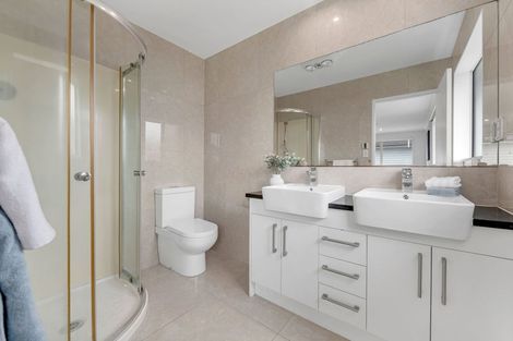 Photo of property in 58 Hughs Way, Flat Bush, Auckland, 2019