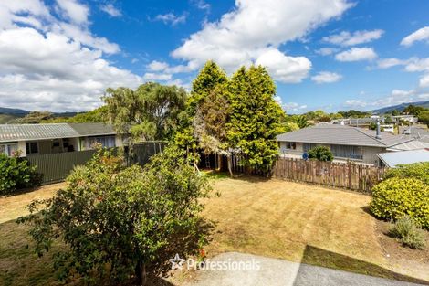 Photo of property in 19 Haylock Grove, Totara Park, Upper Hutt, 5018