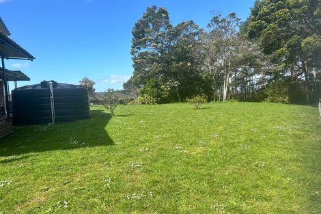 Photo of property in 300 Sturges Road, Henderson Valley, Auckland, 0612
