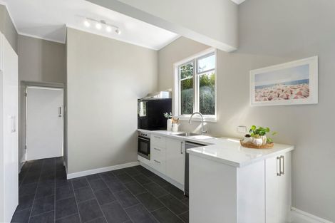 Photo of property in 38 Bernard Street, Kenmure, Dunedin, 9011
