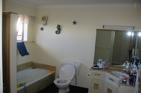 Photo of property in 47 Kings Crescent, Hutt Central, Lower Hutt, 5010