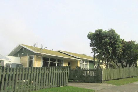 Photo of property in 421 Warspite Avenue, Ascot Park, Porirua, 5024