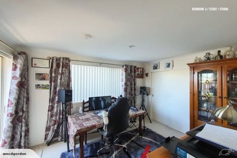 Photo of property in 3/262 Centreway Road, Orewa, 0931