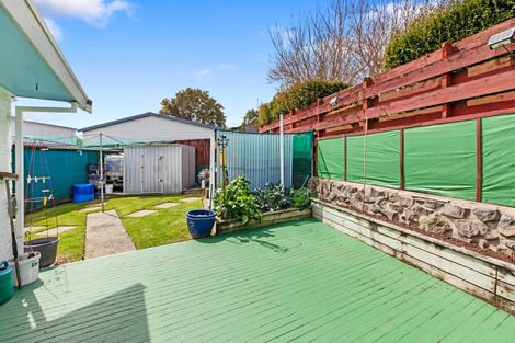 Photo of property in 31 Cumberland Crescent, Welcome Bay, Tauranga, 3112