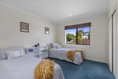 Photo of property in 2/32 Bauchop Road, Waterloo, Lower Hutt, 5011