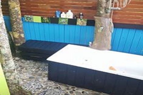 Photo of property in 1665 Matapouri Road, Matapouri, Whangarei, 0173