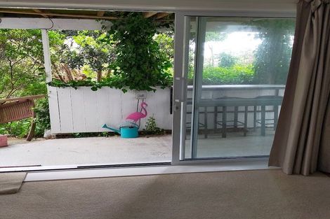 Photo of property in 29 Kingston Heights Road, Kingston, Wellington, 6021