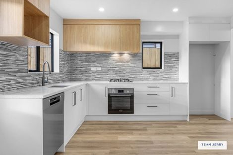 Photo of property in 40a Trentham Road, Papakura, 2110