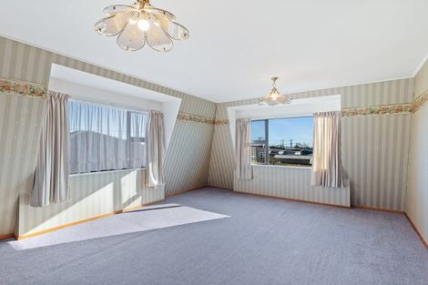 Photo of property in 633a Queen Street East, Levin, 5510