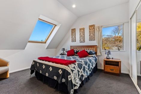 Photo of property in 15 Brookford Place, Westmorland, Christchurch, 8025