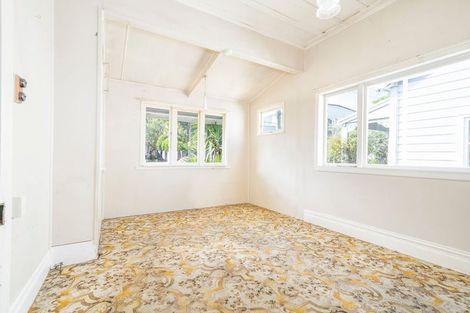 Photo of property in 12 George Street, Hikurangi, 0114