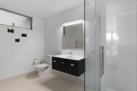 Photo of property in 3 Botting Place, Wanaka, 9305