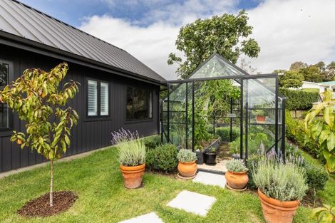 Photo of property in 58 Breadalbane Avenue, Havelock North, 4130