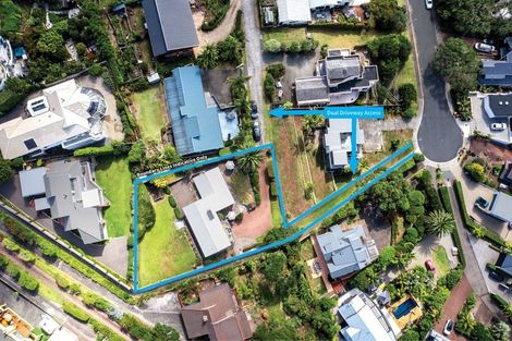 Photo of property in 30 Upper Chelverton Drive, Red Beach, 0932