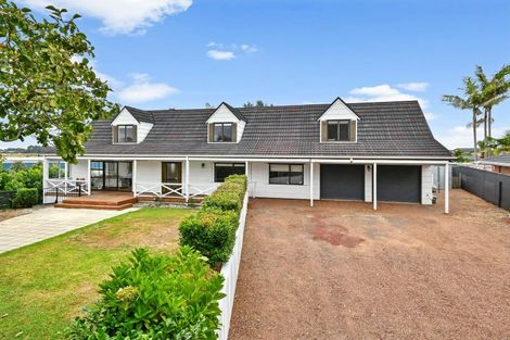 Photo of property in 7 Cumbrian Place, Conifer Grove, Takanini, 2112