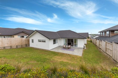 Photo of property in 162 Wainui Road, Silverdale, 0932