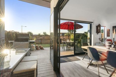 Photo of property in 57 Awatira Drive, Papamoa Beach, Papamoa, 3118