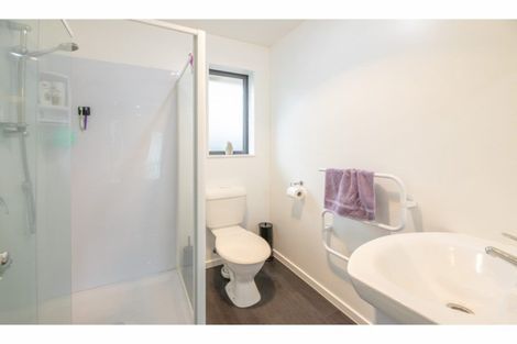 Photo of property in 24f Wainoni Road, Wainoni, Christchurch, 8061