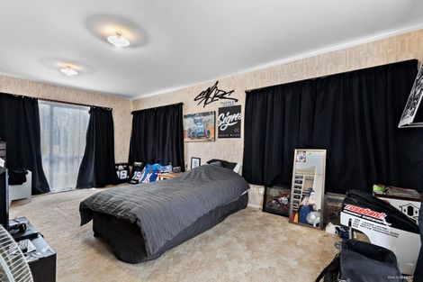 Photo of property in 247 Don Buck Road, Massey, Auckland, 0614