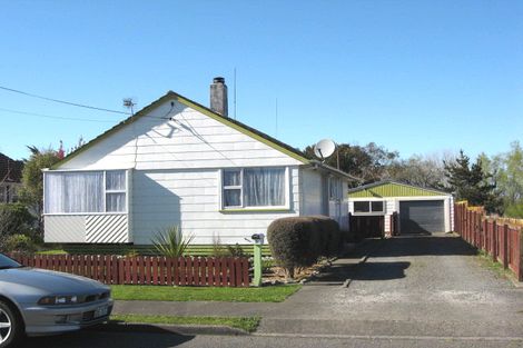 Photo of property in 9 Taumaihi Street, Bulls, 4818