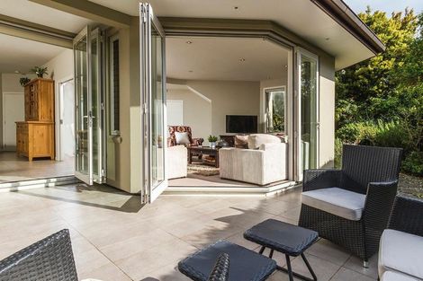 Photo of property in 6 Brighton Terrace, Murrays Bay, Auckland, 0630