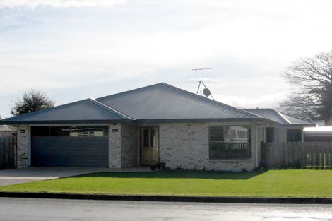 Photo of property in 88 West Street, Greytown, 5712