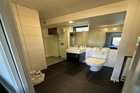 Photo of property in Barton Flats, 1/9-11 Barton Terrace, Thorndon, Wellington, 6011