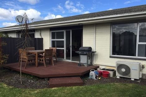 Photo of property in 4/166 Yaldhurst Road, Sockburn, Christchurch, 8042