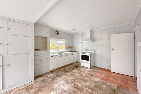 Photo of property in 42 Karaka Street, Castlecliff, Whanganui, 4501