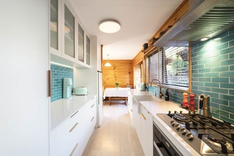 Photo of property in 1/27 Salem Place, Torbay, Auckland, 0630