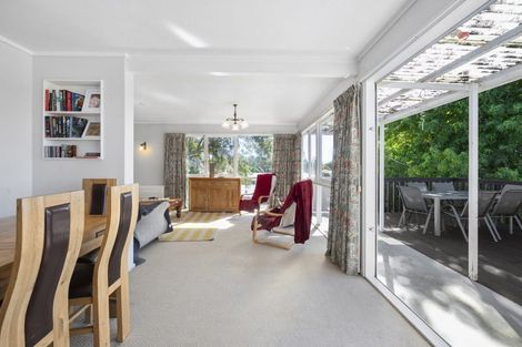 Photo of property in 6 Tirita Street, Kawaha Point, Rotorua, 3010