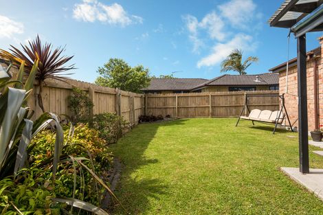 Photo of property in 12 Derg Place, East Tamaki, Auckland, 2013