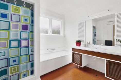 Photo of property in 29 Honeystone Street, Helensburgh, Dunedin, 9010