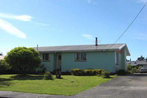 Photo of property in 48 Cook Street, Carters Beach, Westport, 7825