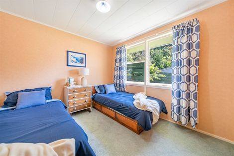 Photo of property in 2 Glenrae Grove, Silverstream, Upper Hutt, 5019