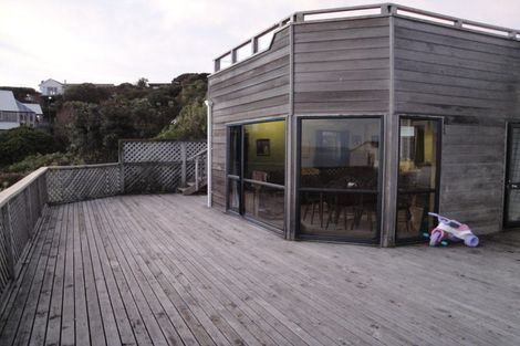 Photo of property in 118 Motuhara Road, Plimmerton, Porirua, 5026