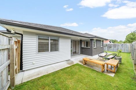 Photo of property in 19 Poulson Grove, Trentham, Upper Hutt, 5018